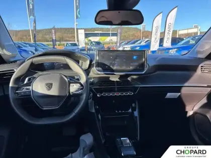 Photo 32 Peugeot 208  Hybrid 100 e-DCS6