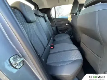 Photo 36 Peugeot 208  Hybrid 100 e-DCS6