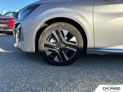 Photo 20 Peugeot 208  Hybrid 100 e-DCS6