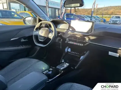 Photo 33 Peugeot 208  Hybrid 100 e-DCS6