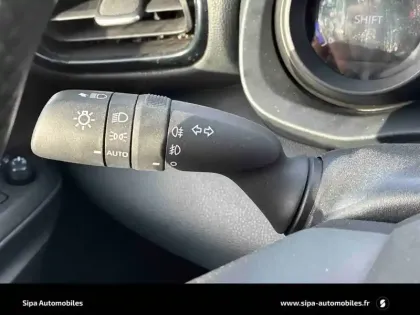 Photo 47 Toyota Yaris  120 VVT-i