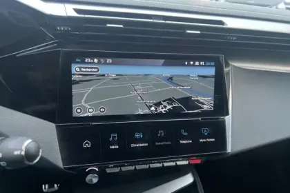 Photo 55 Peugeot 308  BlueHDi 130ch S&S EAT8