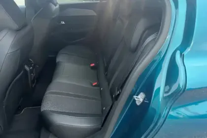 Photo 10 Peugeot 308  BlueHDi 130ch S&S EAT8