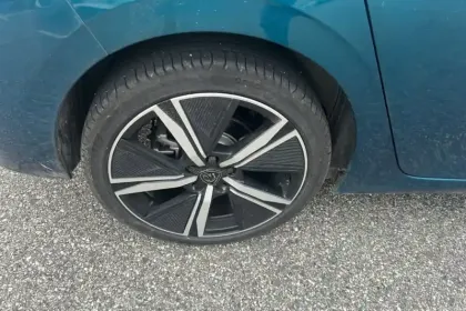 Photo 14 Peugeot 308  BlueHDi 130ch S&S EAT8