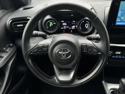 Photo 9 Toyota Yaris  Cross Hybride 116h 2WD