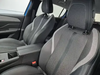 Photo 8 Peugeot 308  PHEV 180 e-EAT8