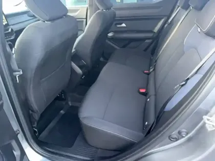 Photo 102 Dacia Duster  Hybrid 140