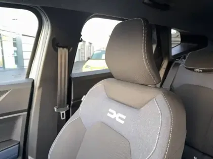 Photo 42 Dacia Duster Gén. III Ph1 Journey 5