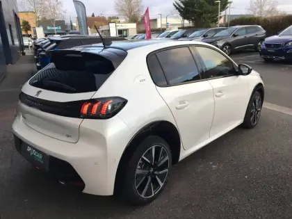 Photo 28 Peugeot 208 Gén. II Ph1 NG GT 5