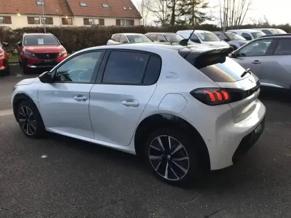 Photo 54 Peugeot 208  PureTech 100 S&S EAT8