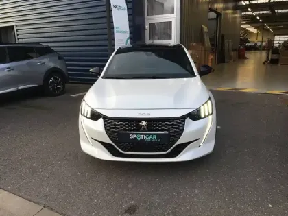 Photo 49 Peugeot 208  PureTech 100 S&S EAT8