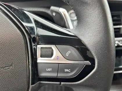 Photo 22 Peugeot 208  PureTech 100 S&S EAT8