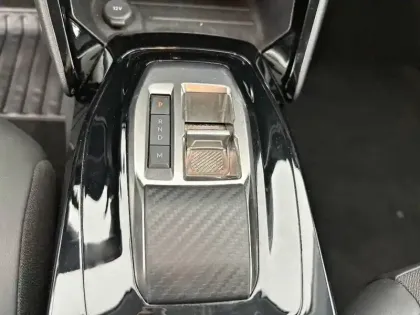 Photo 13 Peugeot 208  PureTech 100 S&S EAT8