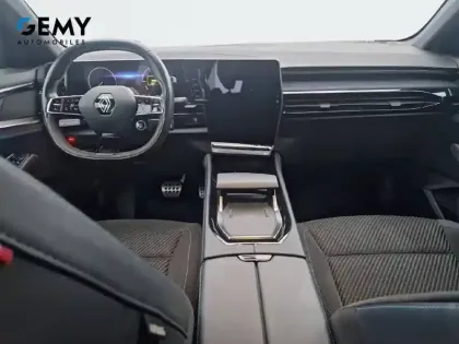 Photo 7 Renault Austral  E-Tech hybrid 200