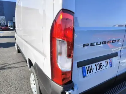 Photo 36 Peugeot Boxer  FGN TOLE 3.5 T L2H2 140 S&S BVM6