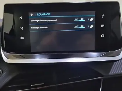 Photo 22 Peugeot 208  BlueHDi 100 S&S BVM6