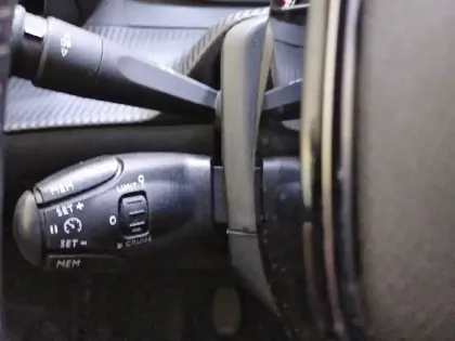 Photo 49 Peugeot 208  BlueHDi 100 S&S BVM6