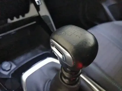 Photo 67 Peugeot 208  BlueHDi 100 S&S BVM6