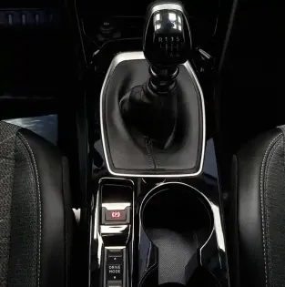 Photo 16 Peugeot 208  PureTech 100 S&S BVM6