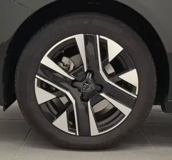 Photo 9 Peugeot 208  PureTech 100 S&S BVM6