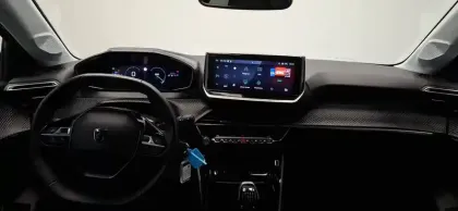 Photo 14 Peugeot 208  PureTech 100 S&S BVM6