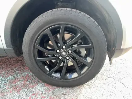 Photo 32 Land rover Discovery Sport  Mark IV TD4 150ch