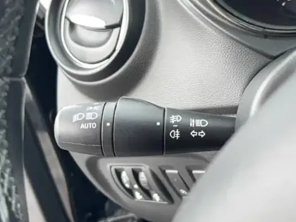 Photo 35 Renault Captur  dCi 90 Energy