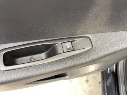 Photo 21 Renault Captur  dCi 90 Energy