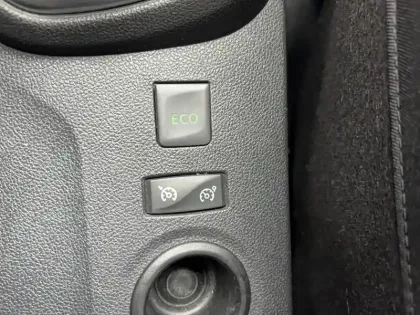 Photo 46 Renault Captur  dCi 90 Energy