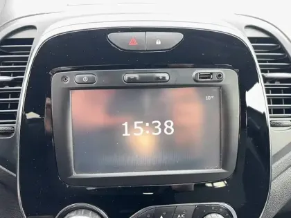 Photo 38 Renault Captur  dCi 90 Energy