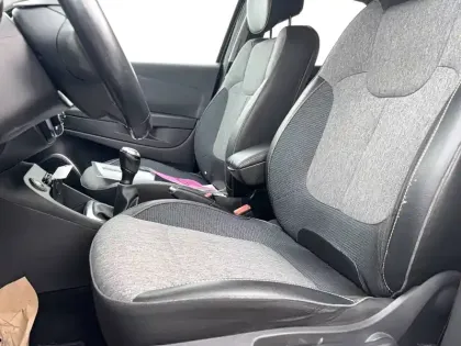 Photo 28 Renault Captur  dCi 90 Energy