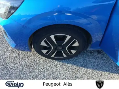 Photo 10 Peugeot 208  Hybrid 100 e-DCS6