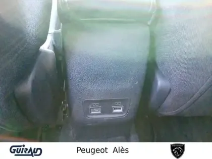 Photo 13 Peugeot 208  Hybrid 100 e-DCS6