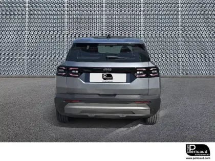 Photo 33 Jeep Compass  1.2 Turbo T3 145 ch BVR6 e-Hybrid 4x2