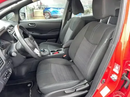 Photo 8 Nissan Leaf  Electrique 40kWh