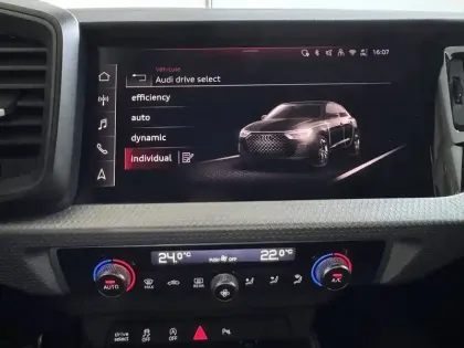 Photo 20 Audi A1  Sportback 35 TFSI 150 ch S tronic 7