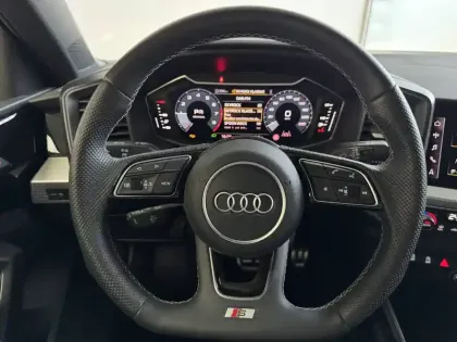 Photo 18 Audi A1  Sportback 35 TFSI 150 ch S tronic 7