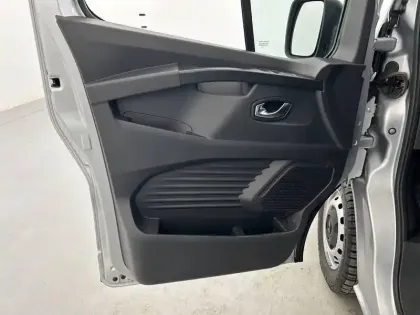 Photo 10 Renault Trafic  FGN L1H1 3000 KG BLUE DCI 150