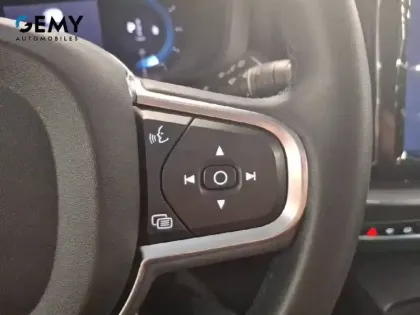 Photo 19 Volvo Xc60  B4 197 ch Geartronic 8