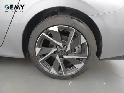 Photo 10 Peugeot 308  SW Hybrid 136 e-DCS6