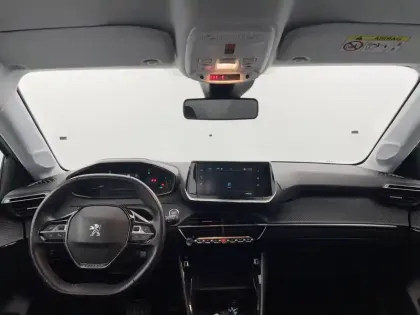 Photo 29 Peugeot 208  Electrique 50 kWh 136ch