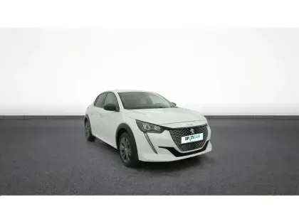 Photo 11 Peugeot 208  Electrique 50 kWh 136ch