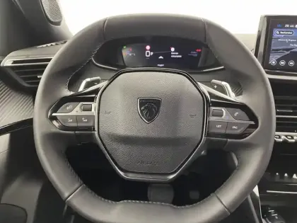 Photo 22 Peugeot 2008  Hybrid 145 e-DCS6