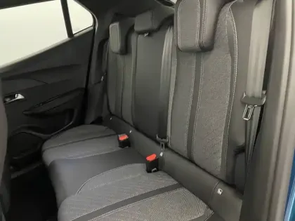 Photo 14 Peugeot 2008  Hybrid 145 e-DCS6