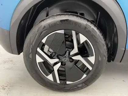 Photo 16 Peugeot 2008  Hybrid 145 e-DCS6