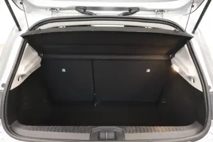 Photo 47 Renault Clio Gén. V (BJA) Ph1 Business 5