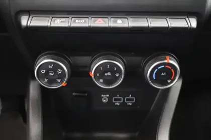 Photo 21 Renault Clio  TCe 100