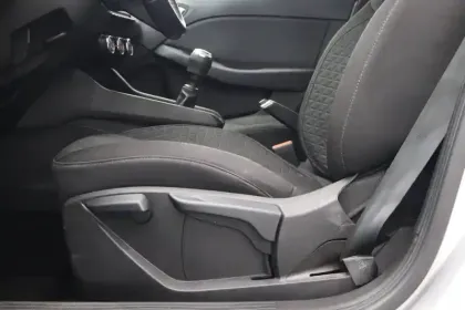 Photo 58 Renault Clio Gén. V (BJA) Ph1 Business 5