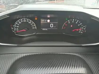 Photo 9 Peugeot 208  PureTech 100 S&S BVM6