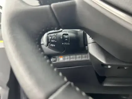 Photo 18 Peugeot 2008  BlueHDi 130 S&S EAT8